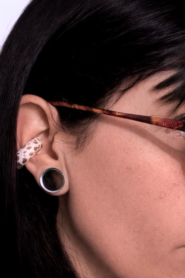 Ear Cuff in Ceramica